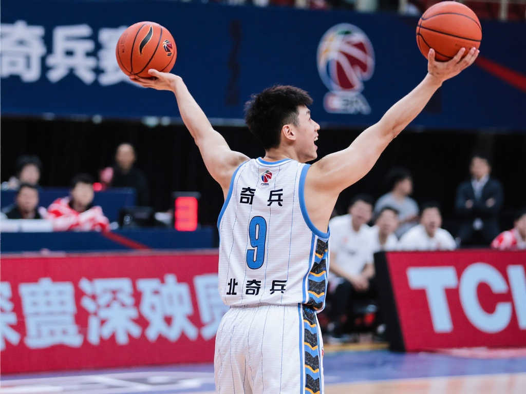 球迷们无不 球迷们无不